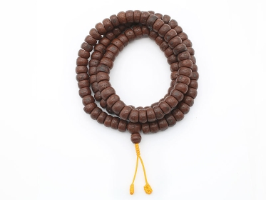Bodhi Mala mit 108 dunkelbraunen Bodhi Samen