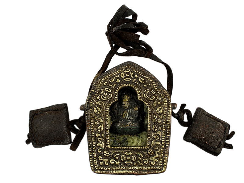 Tibetische Ghau Box Amulett mit Chenrezig Statue