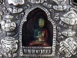 Tibetische Ghau Box mit Amoghasiddhi Buddha